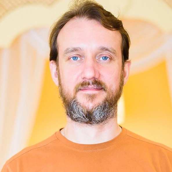 Антон Сараев